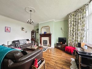 Lounge- click for photo gallery
